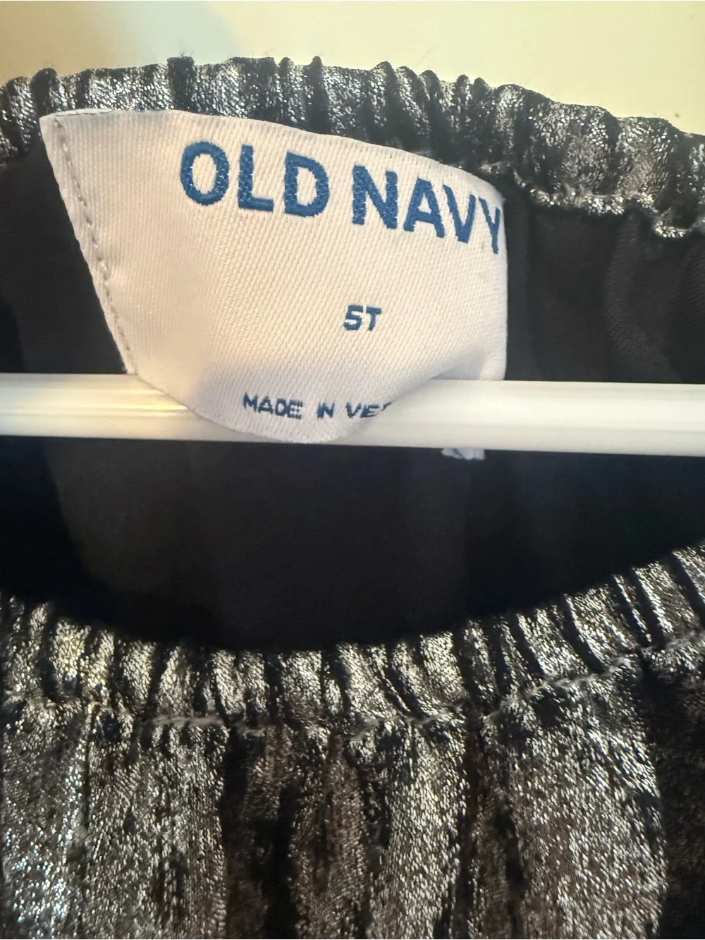 Old Navy Girls 5T Silver Metallic Shimmer Long Sleeve Party Dress